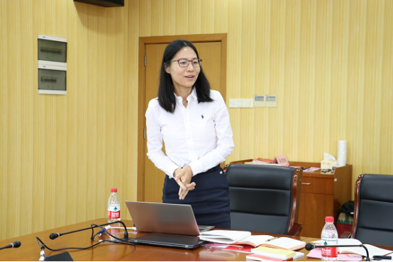 新葡萄官网AMG春季学期基层党建工作研讨会暨第四次党支部书记例会召开645.png