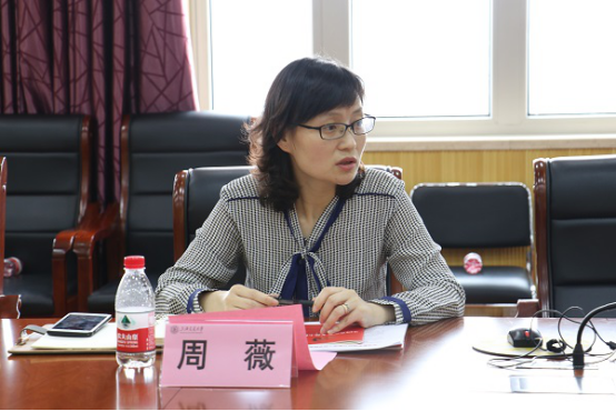 新葡萄官网AMG春季学期基层党建工作研讨会暨第四次党支部书记例会召开1096.png